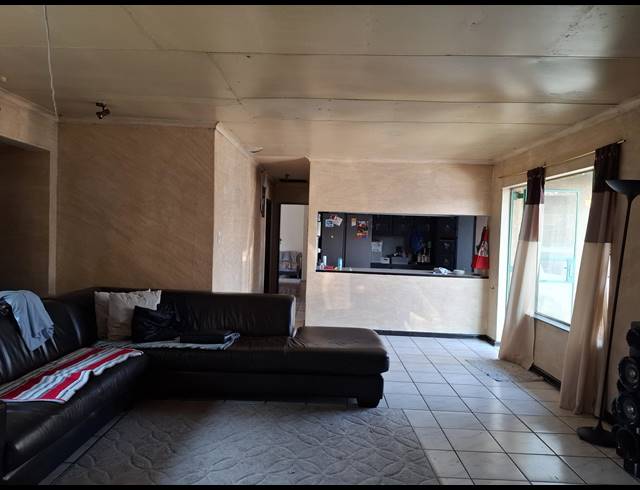 4 BEDROOM HOUSE FOR SALE IN BRAKPAN NORTH